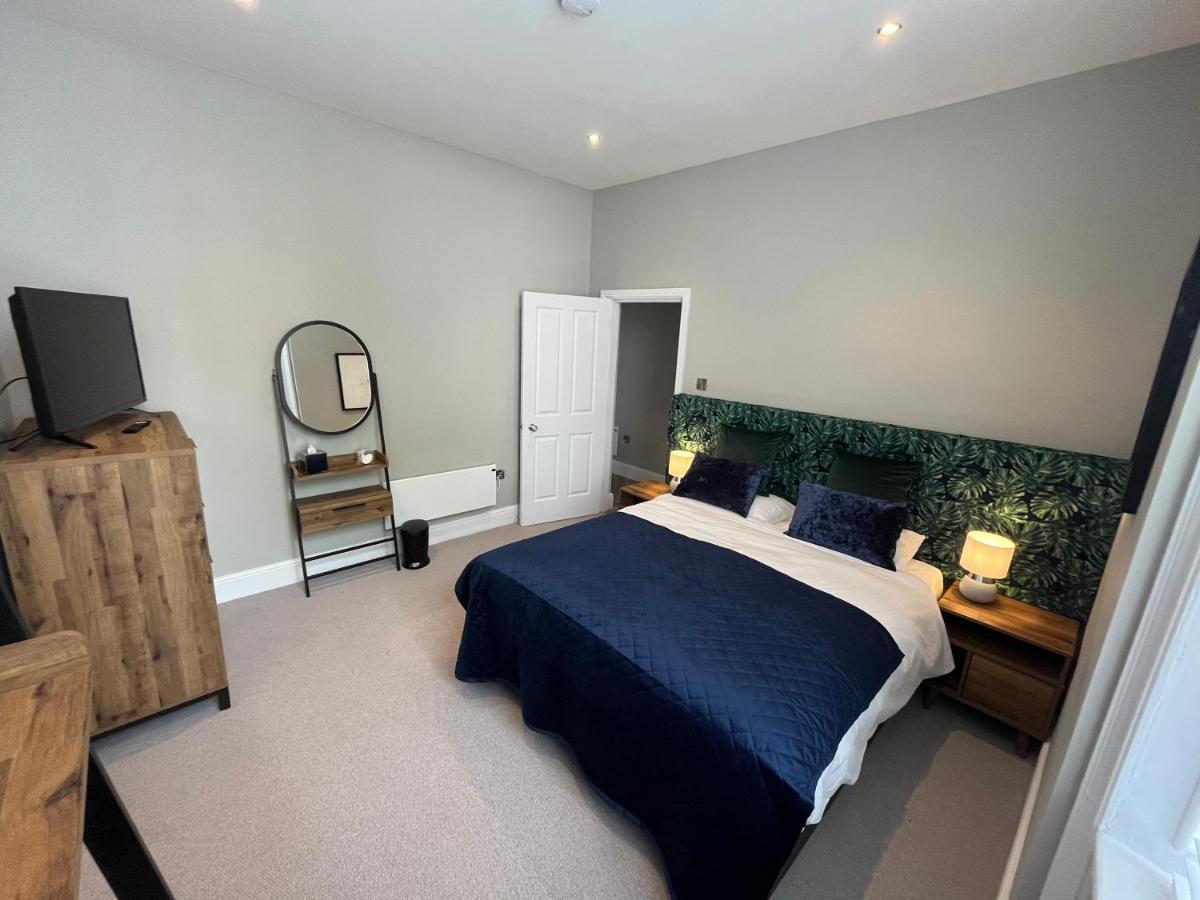 Inn Crown And Cushion 3*