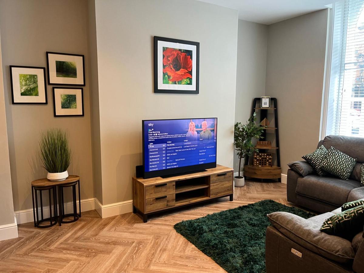 Crown And Cushion Inn 3*